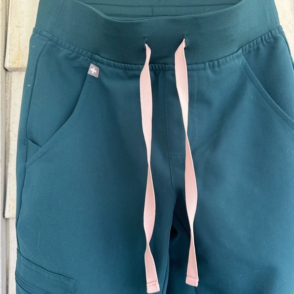 Figs Caribbean Blue Zamora Joggers - Picture 2 of 5